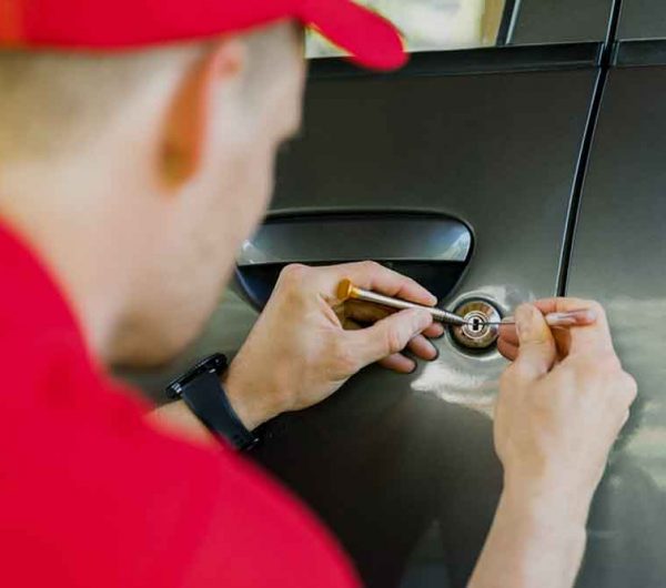 Car Lockout Services Tarzana